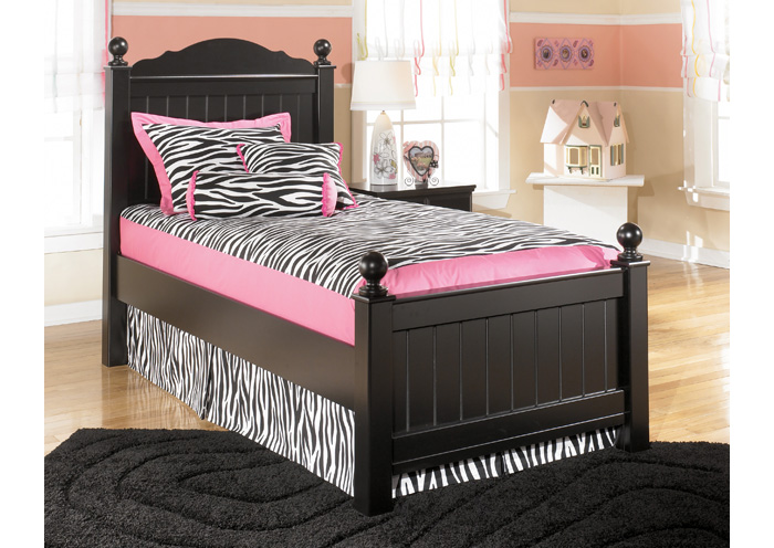 Jaidyn Twin Poster Bed,Ashley