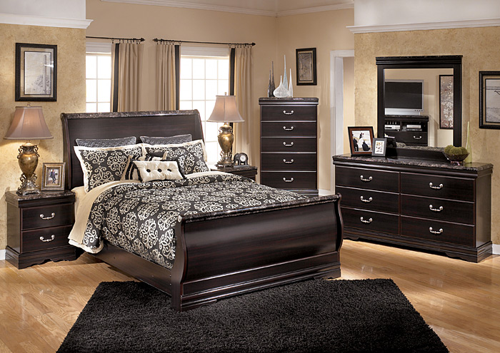 Esmarelda King Sleigh Bed, Dresser & Mirror,Ashley