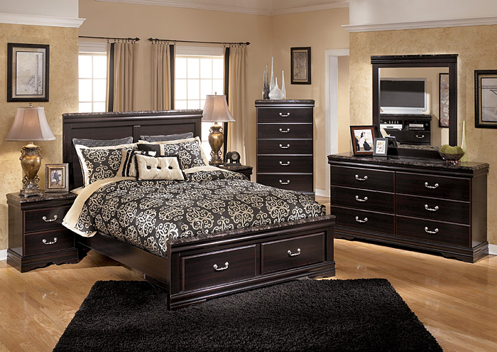 Esmarelda Queen Storage Bed, Dresser & Mirror,Ashley