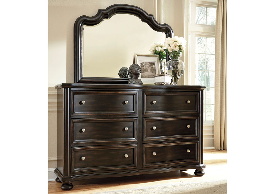 Shardinelle Dresser,Ashley